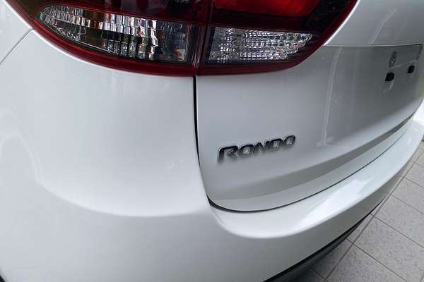 2018 Kia Rondo S RP
