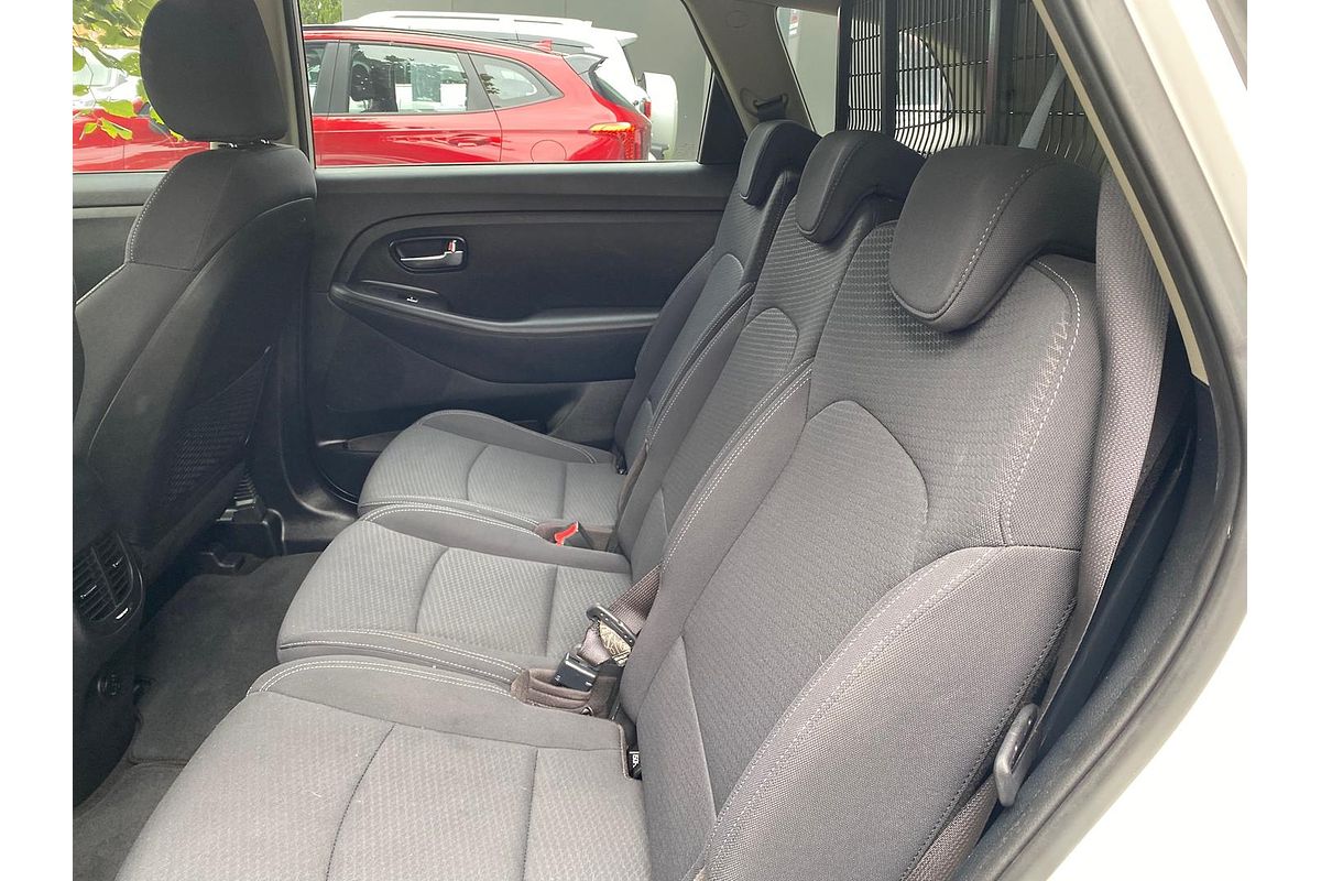 2018 Kia Rondo S RP