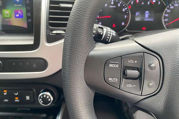 2018 Kia Rondo S RP