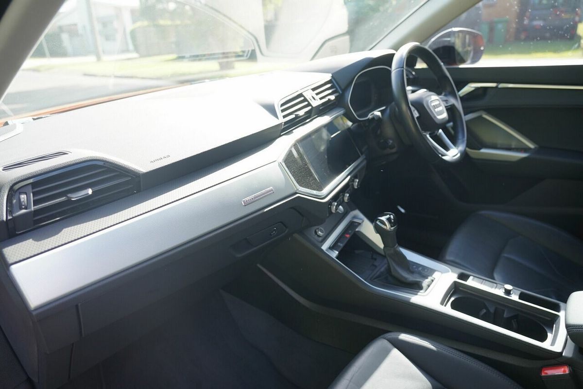 2019 Audi Q3 35 TFSI S Tronic Launch Edit. F3 MY20