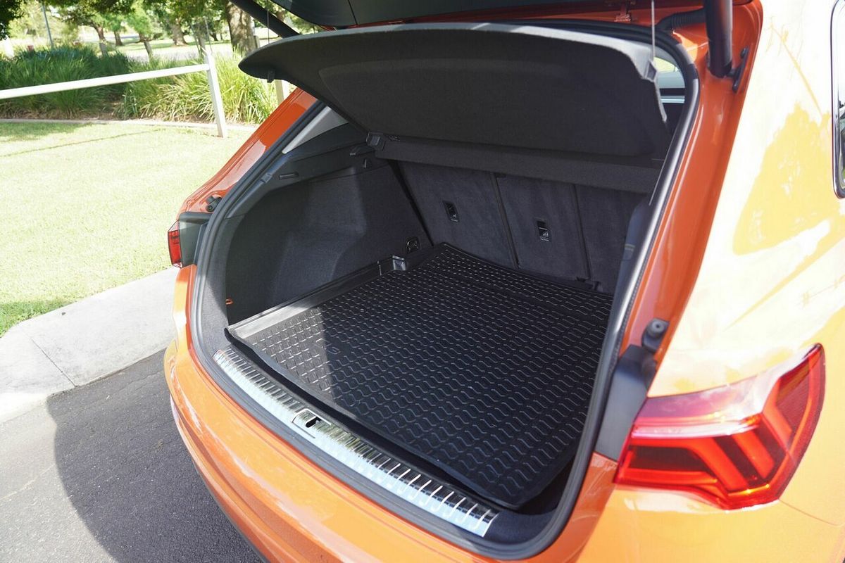 2019 Audi Q3 35 TFSI S Tronic Launch Edit. F3 MY20