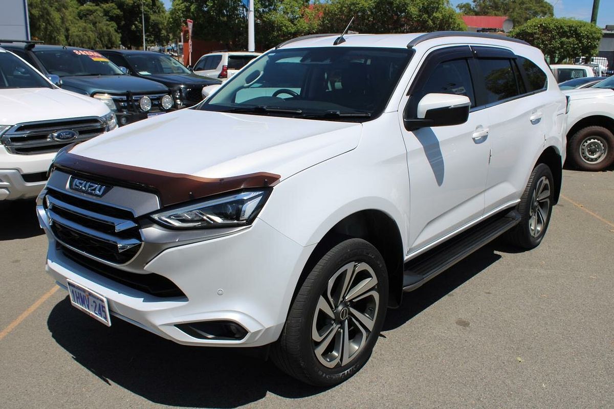 2022 Isuzu MU-X LS-T