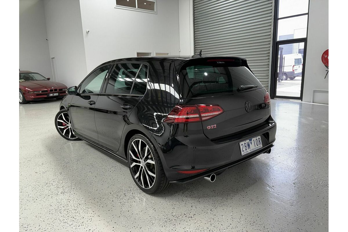 2014 Volkswagen Golf GTI 7