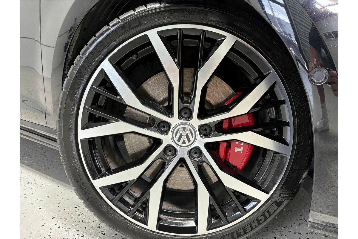 2014 Volkswagen Golf GTI 7
