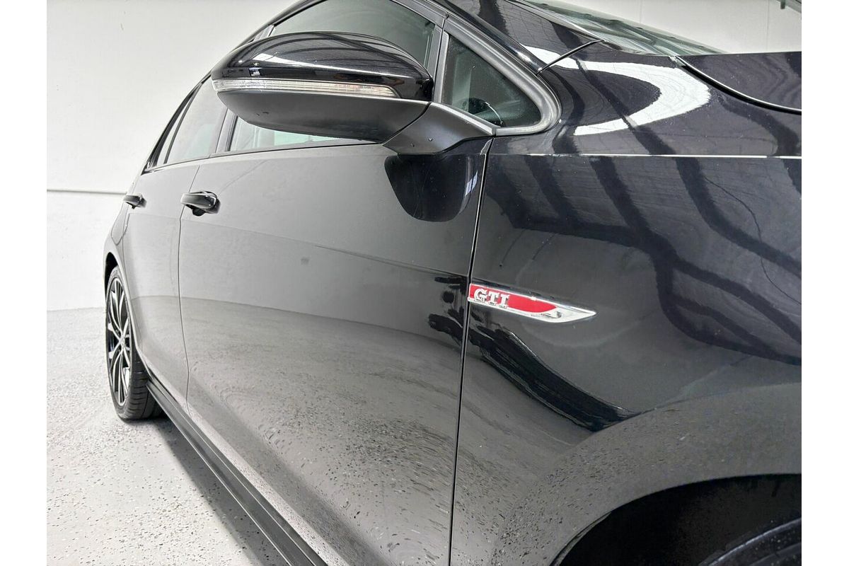 2014 Volkswagen Golf GTI 7