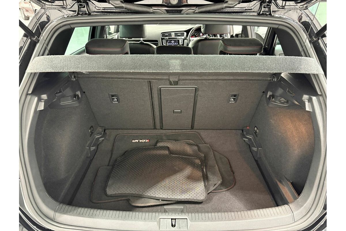 2014 Volkswagen Golf GTI 7