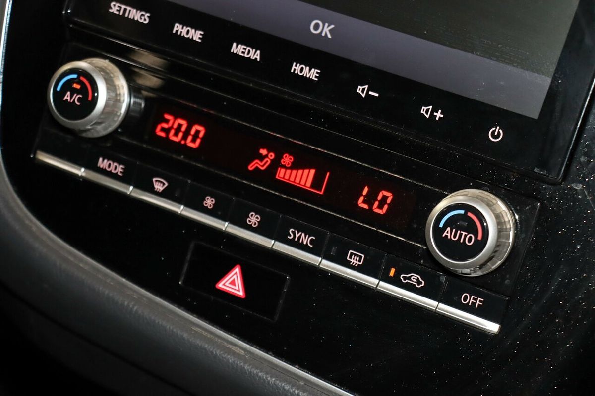 2019 Mitsubishi Outlander LS ZL
