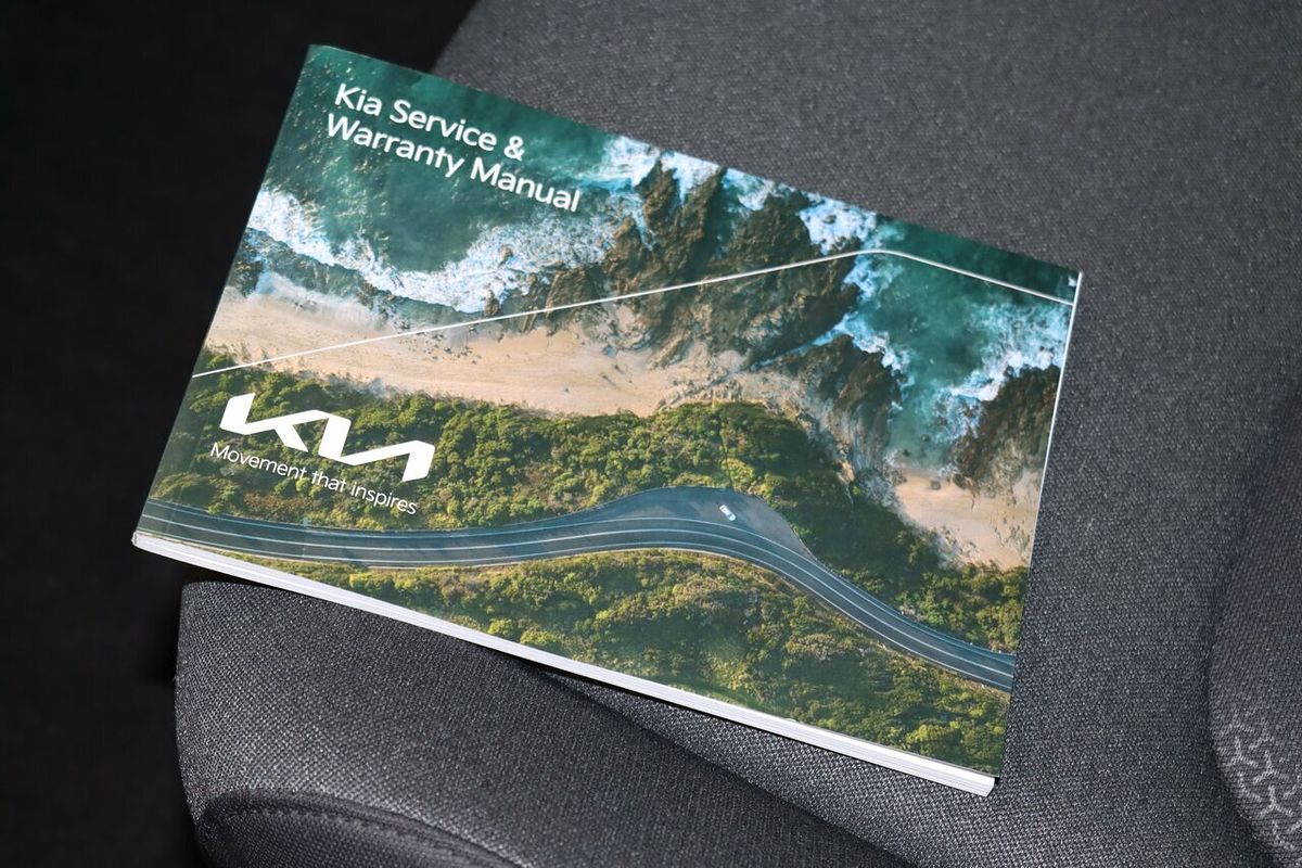 2024 Kia Carnival S KA4