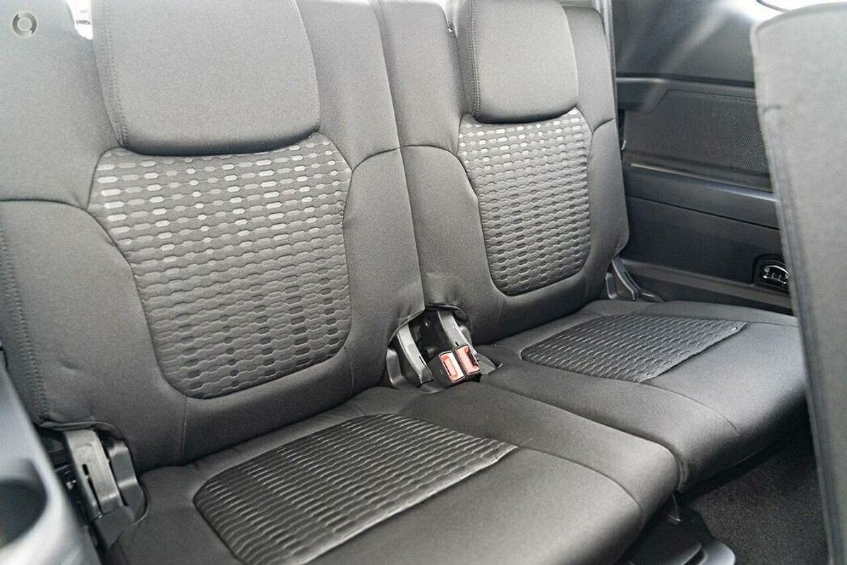 2024 Ford Everest Ambiente