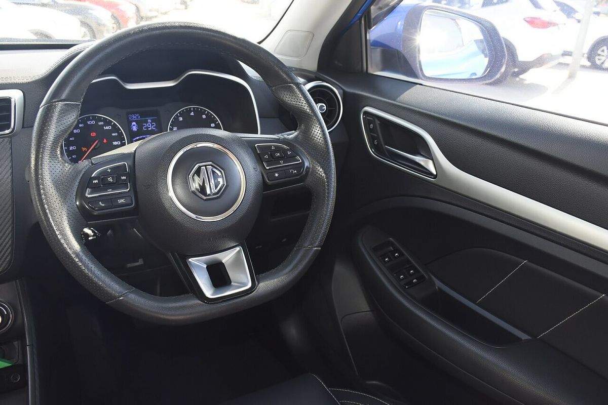 2018 MG ZS Essence AZS1