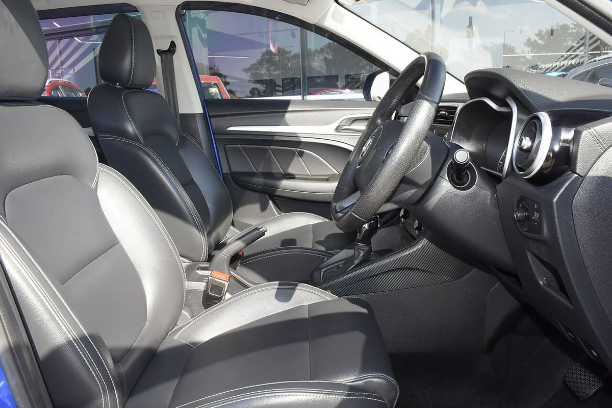 2018 MG ZS Essence AZS1