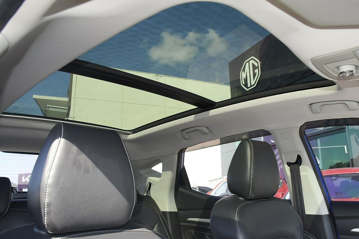 2018 MG ZS Essence AZS1
