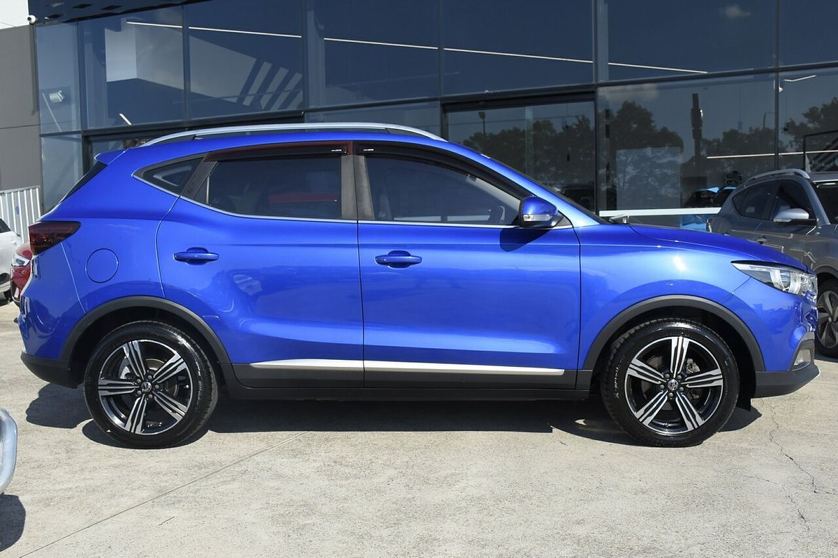 2018 MG ZS Essence AZS1