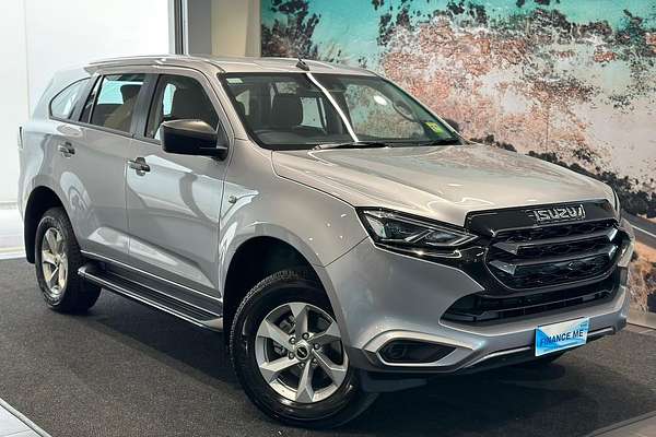 2024 Isuzu MU-X LS-M
