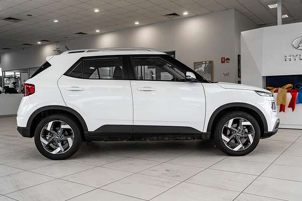 2024 Hyundai Venue Active QX.V5