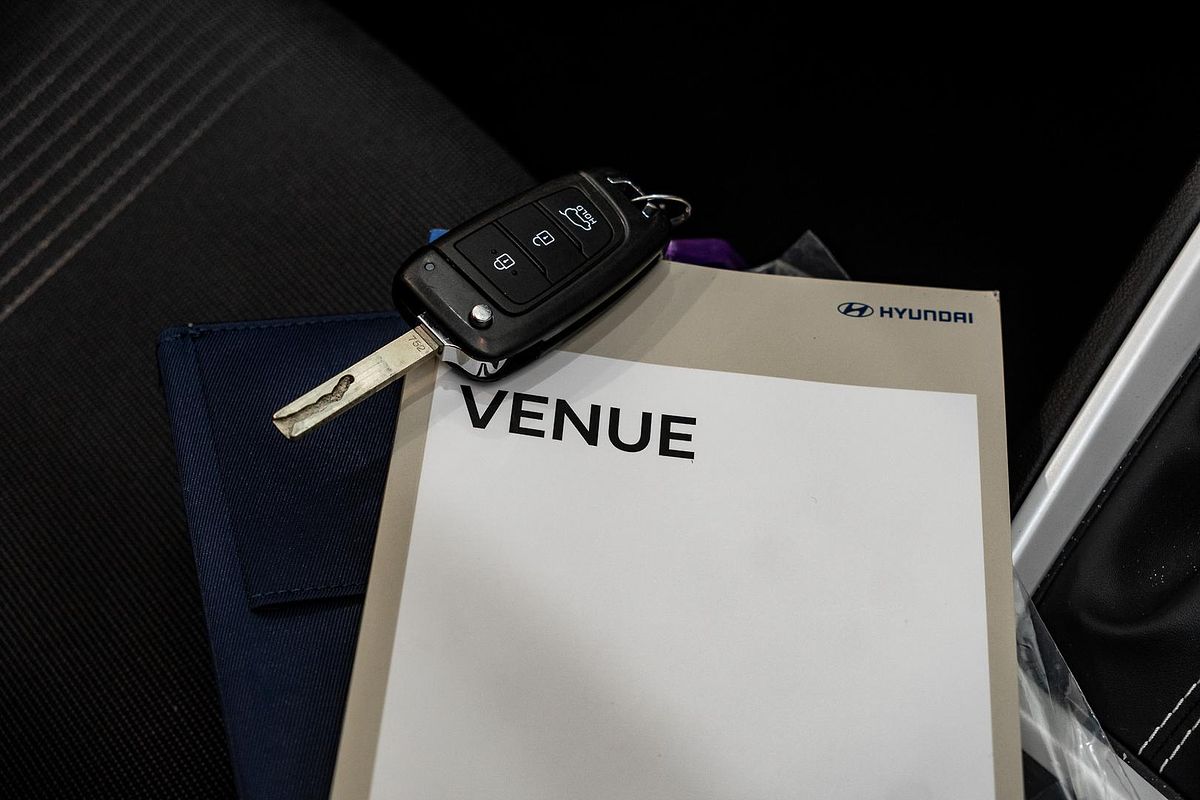 2024 Hyundai Venue Active QX.V5