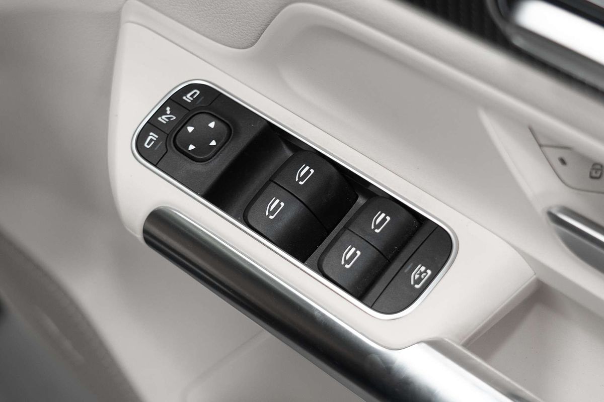 2022 Mercedes-Benz EQA EQA250 H243