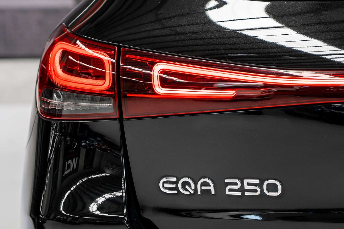 2022 Mercedes-Benz EQA EQA250 H243
