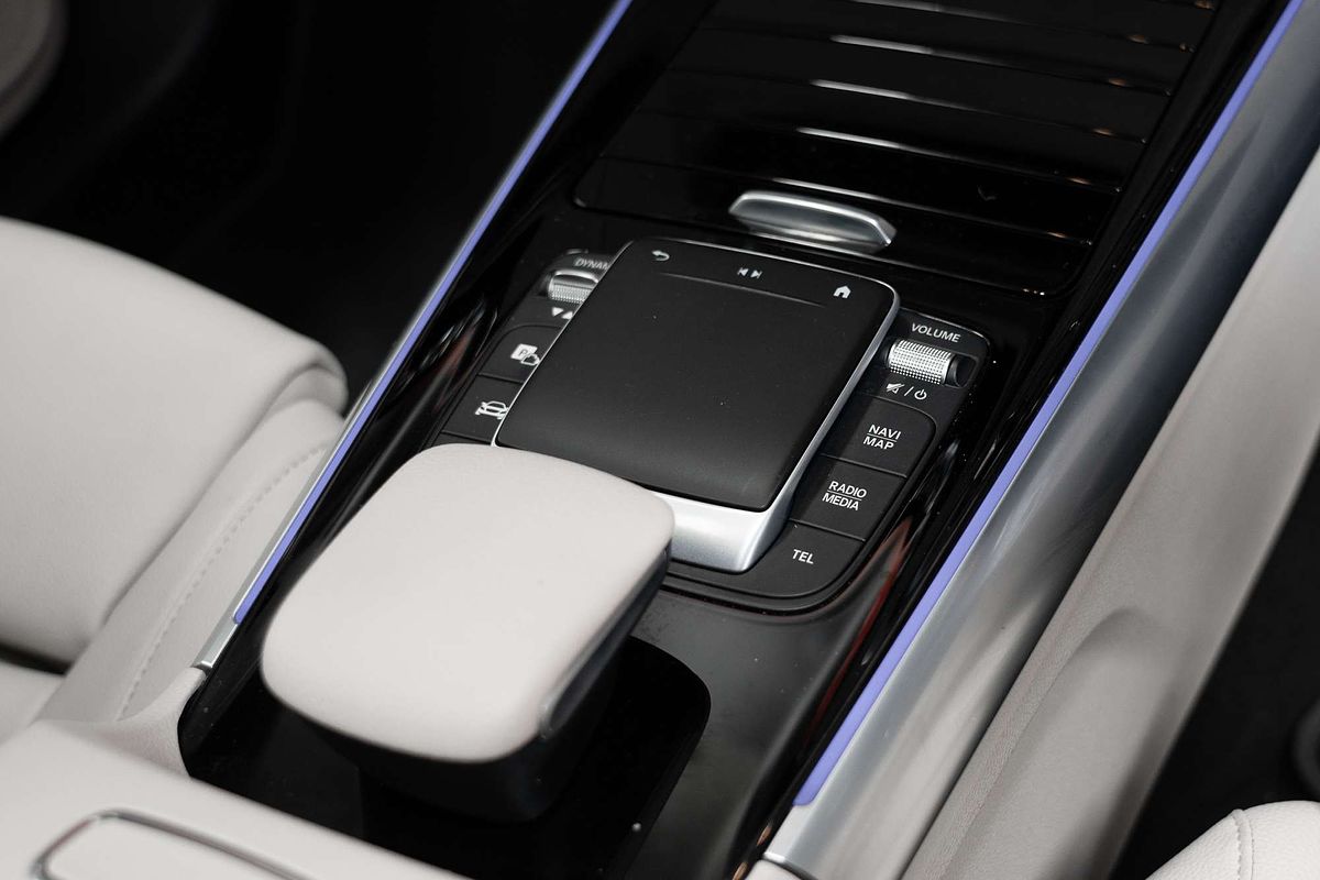 2022 Mercedes-Benz EQA EQA250 H243