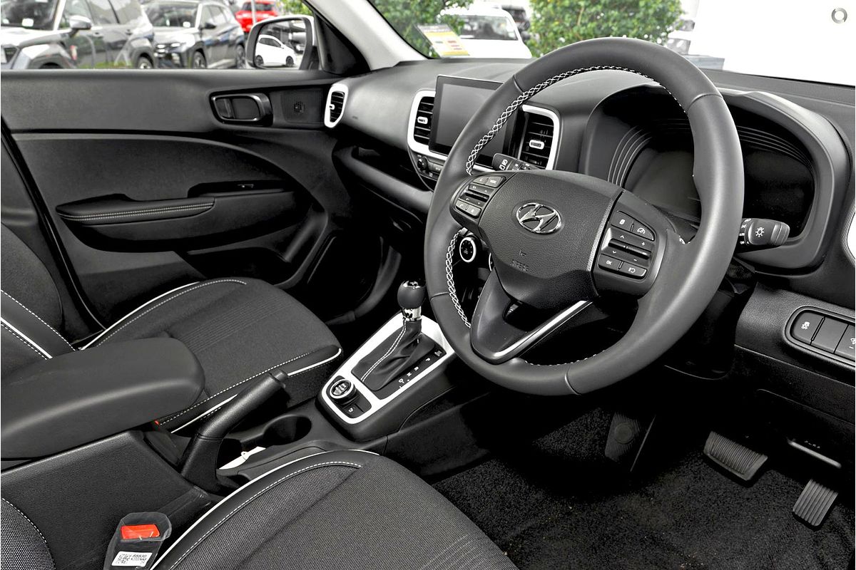 2024 Hyundai Venue Active QX.V5