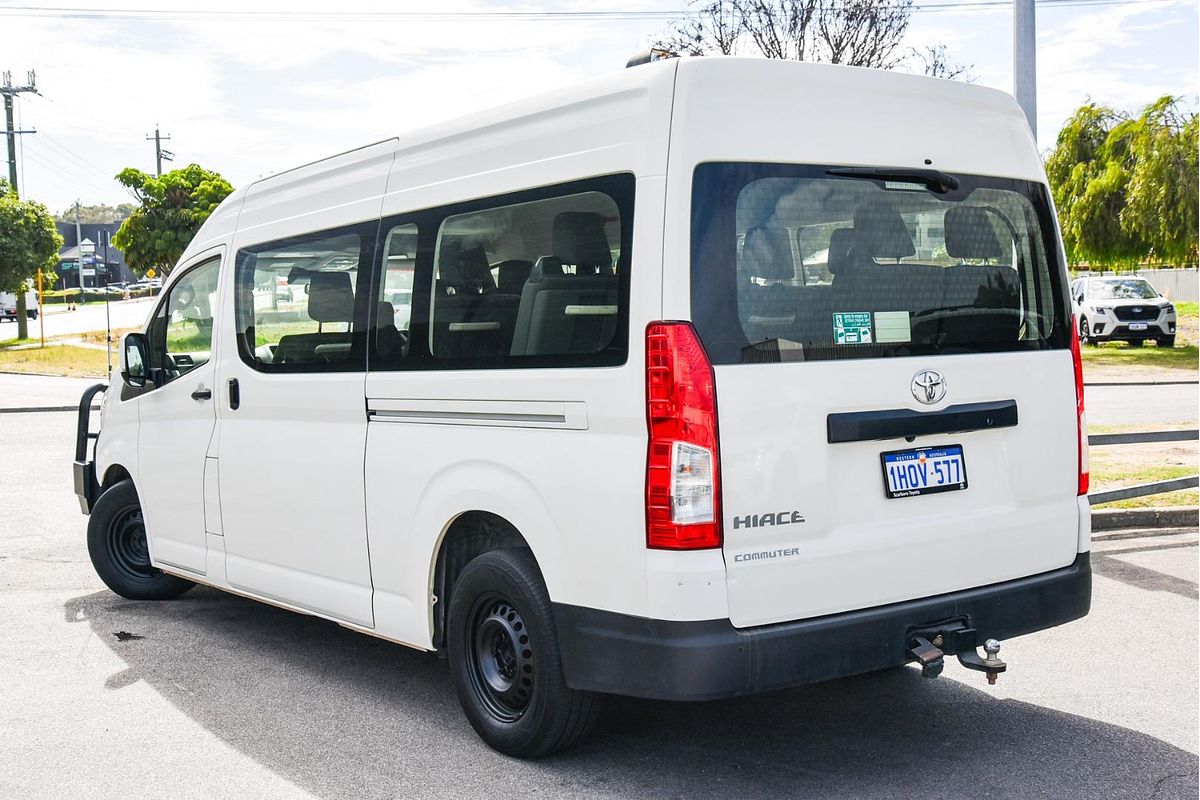 2022 Toyota Hiace Commuter GDH322R