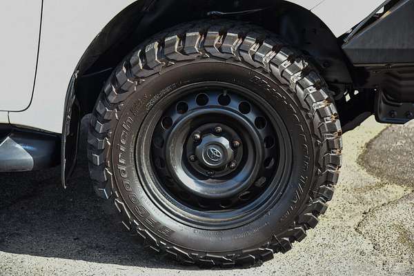 2019 Toyota Hilux SR GUN126R 4X4