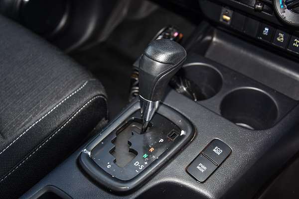 2019 Toyota Hilux SR GUN126R 4X4
