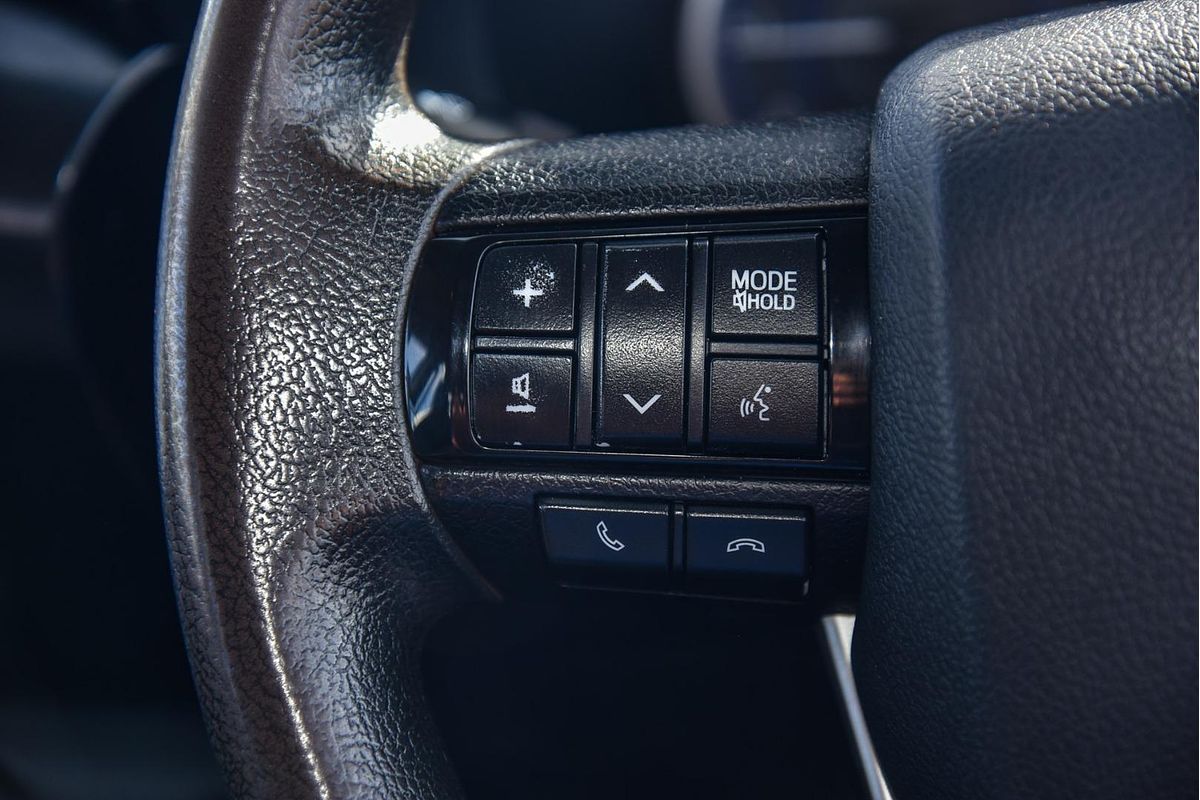 2019 Toyota Hilux SR GUN126R 4X4