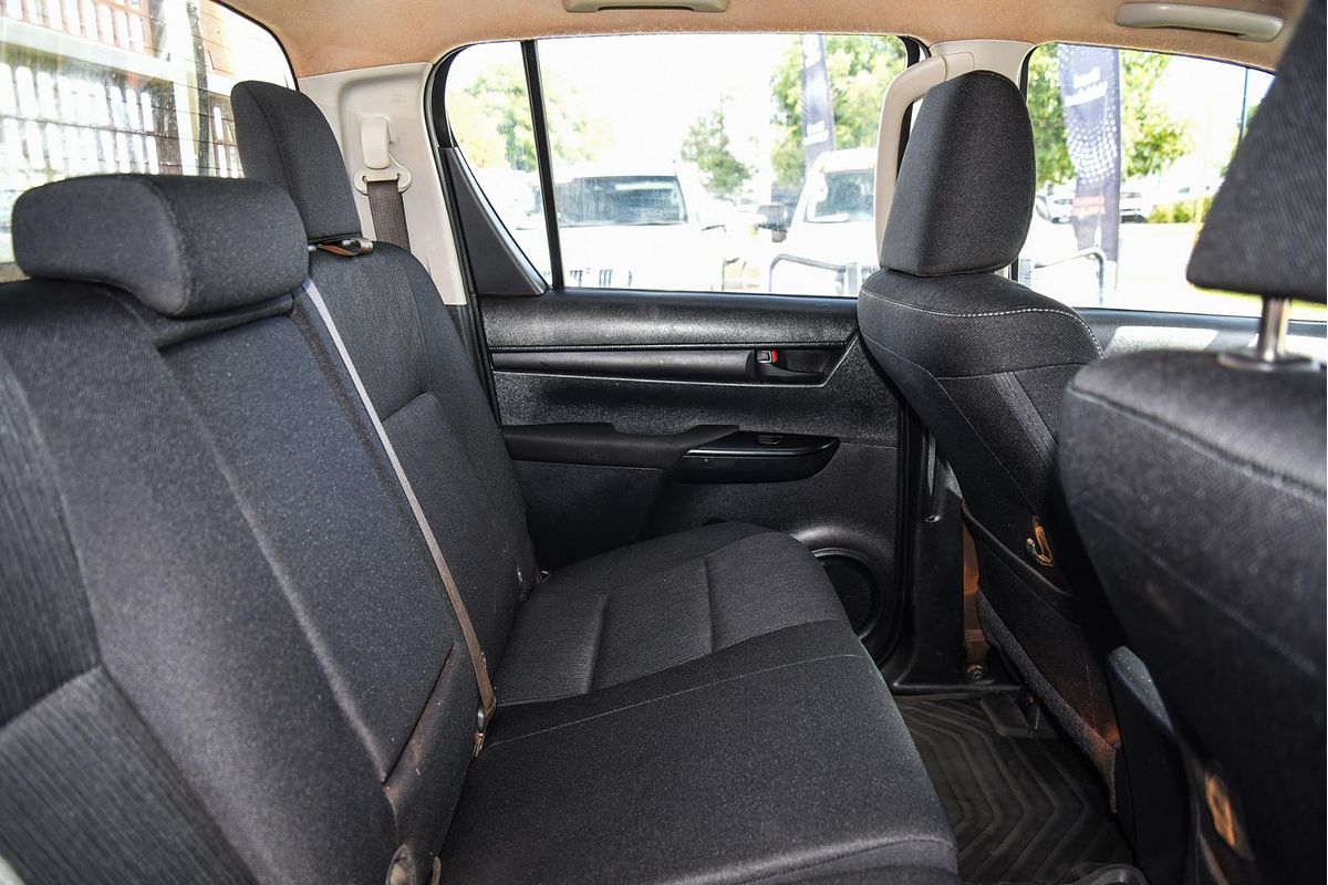 2019 Toyota Hilux SR GUN126R 4X4