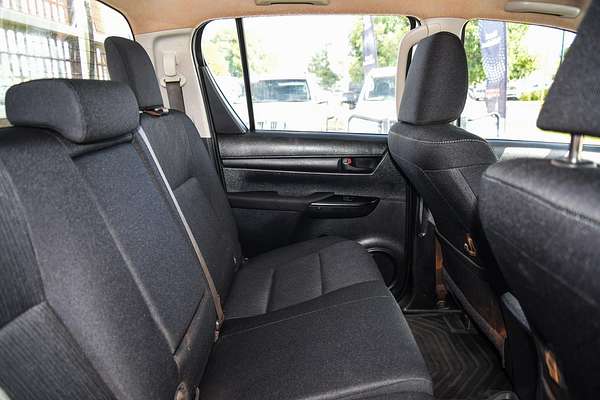 2019 Toyota Hilux SR GUN126R 4X4