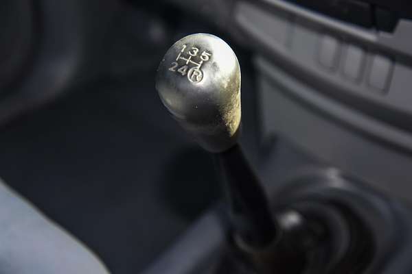 2007 Toyota Hilux SR KUN16R Rear Wheel Drive