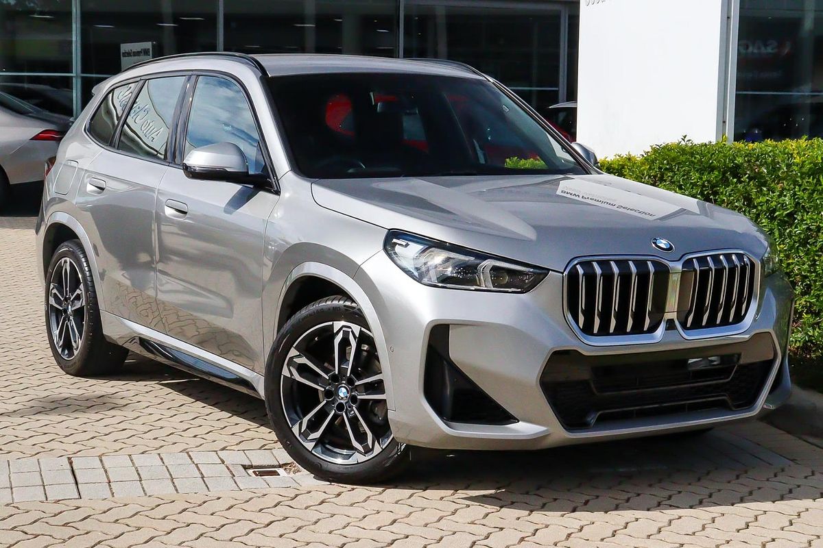 2023 BMW X1 xDrive20i U11