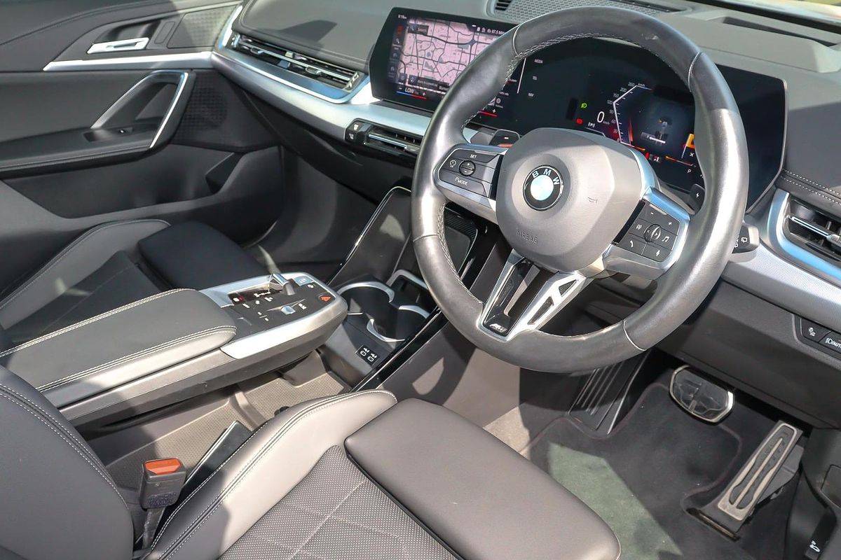 2023 BMW X1 xDrive20i U11