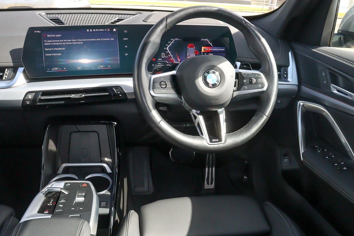 2023 BMW X1 xDrive20i U11