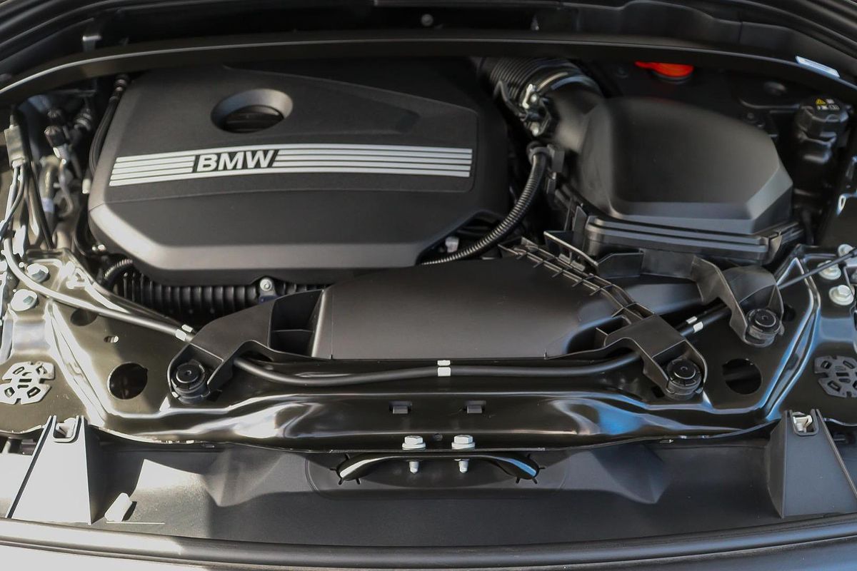 2023 BMW X1 xDrive20i U11