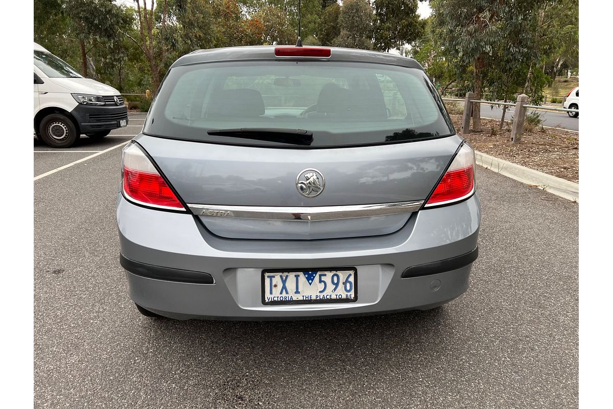2005 Holden Astra CDXi AH