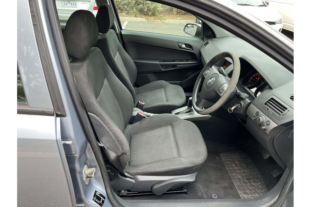 2005 Holden Astra CDXi AH