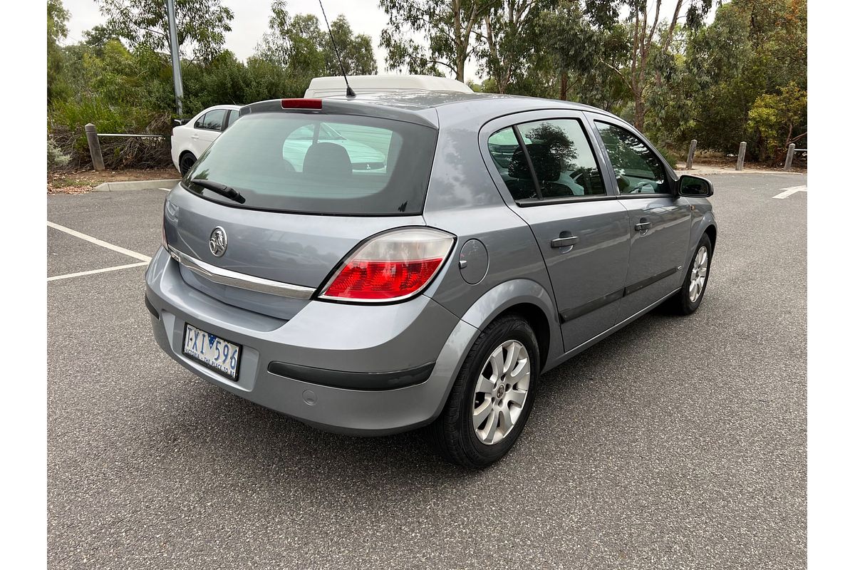 2005 Holden Astra CDXi AH