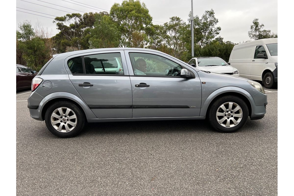 2005 Holden Astra CDXi AH