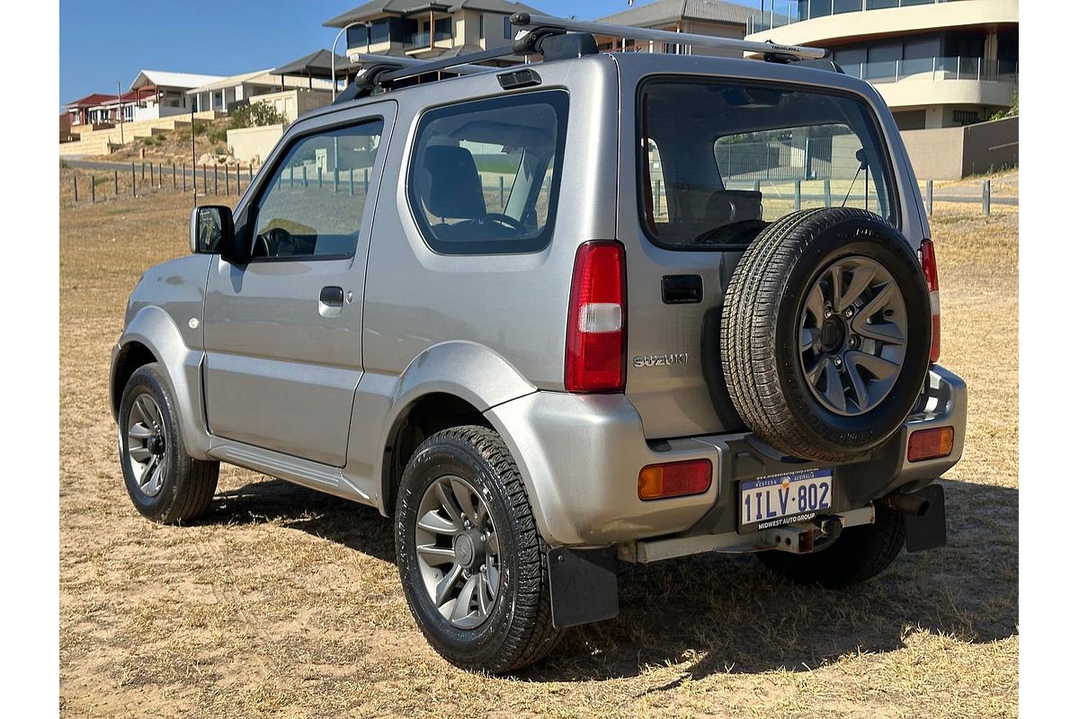 2015 Suzuki Jimny Sierra SN413 T6