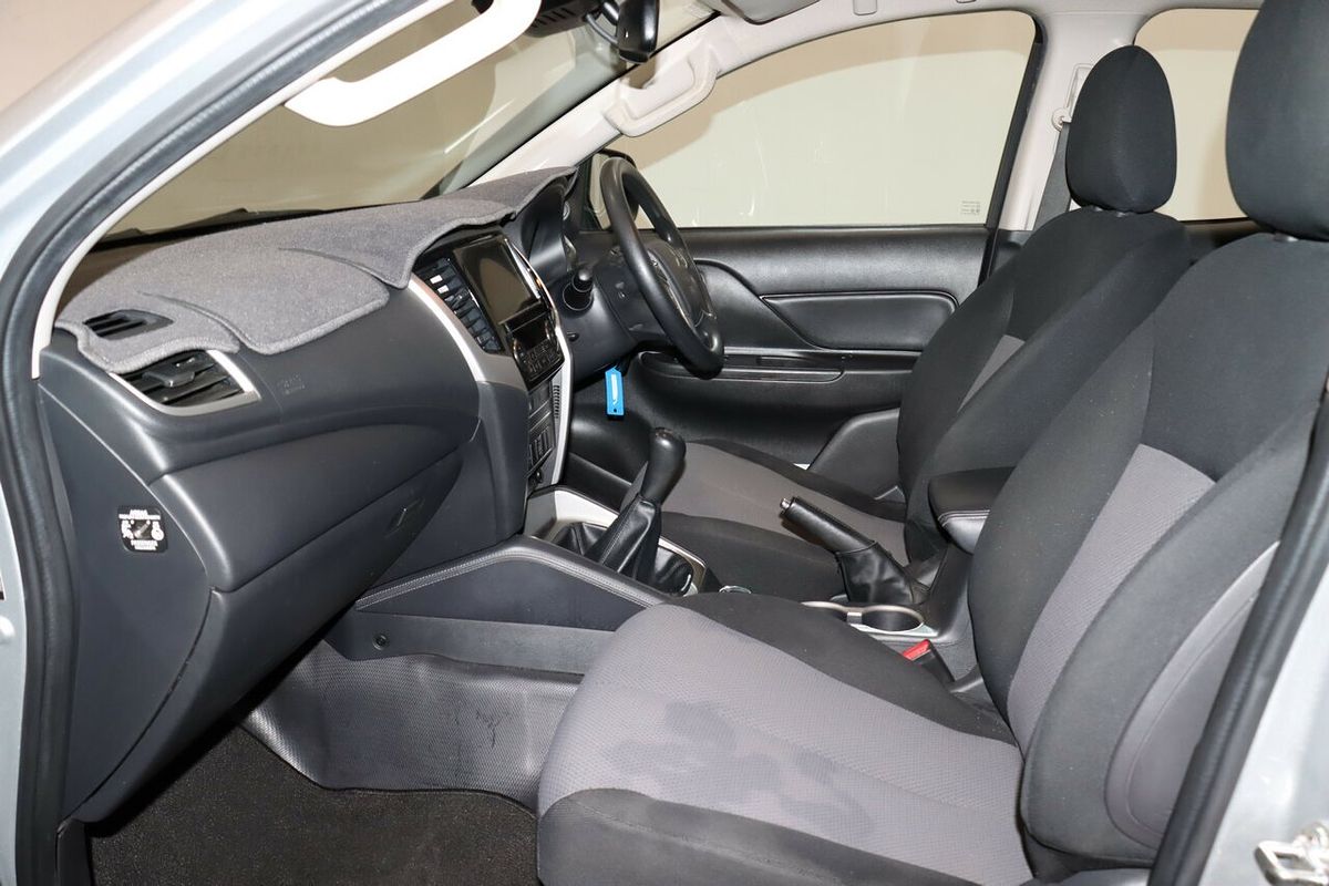 2021 Mitsubishi Triton GLX+ MR 4X4