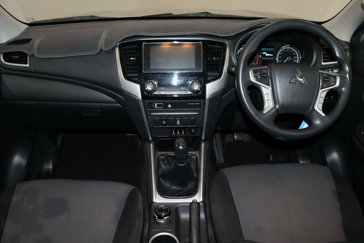 2021 Mitsubishi Triton GLX+ MR 4X4