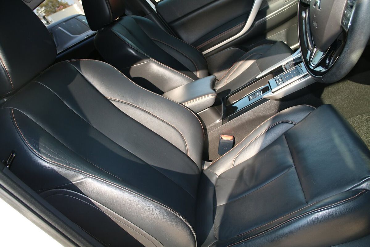 2018 Mitsubishi Eclipse Cross Exceed YA