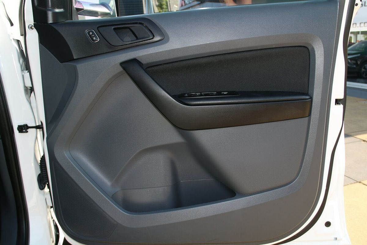 2017 Ford Everest Ambiente UA
