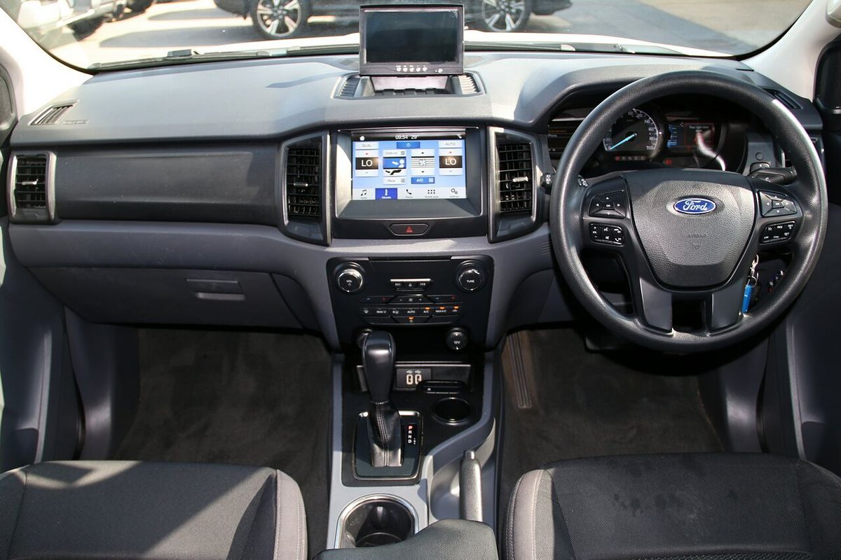 2017 Ford Everest Ambiente UA