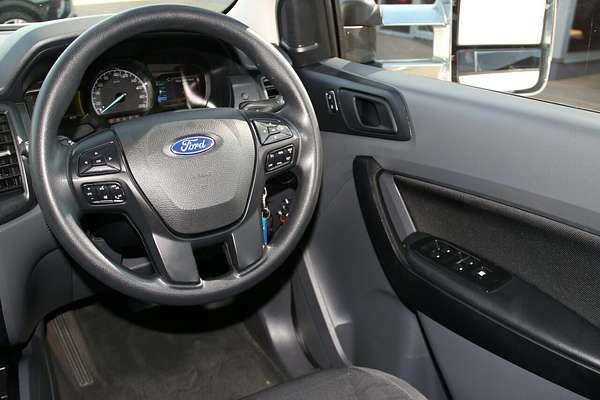 2017 Ford Everest Ambiente UA