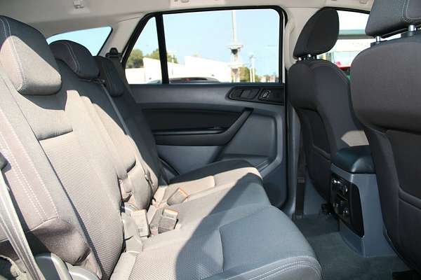 2017 Ford Everest Ambiente UA