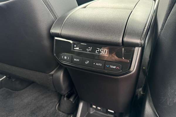 2022 Toyota Kluger Grande AXUH78R