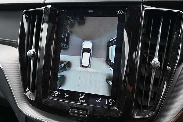 2021 Volvo XC60 T6 R-Design