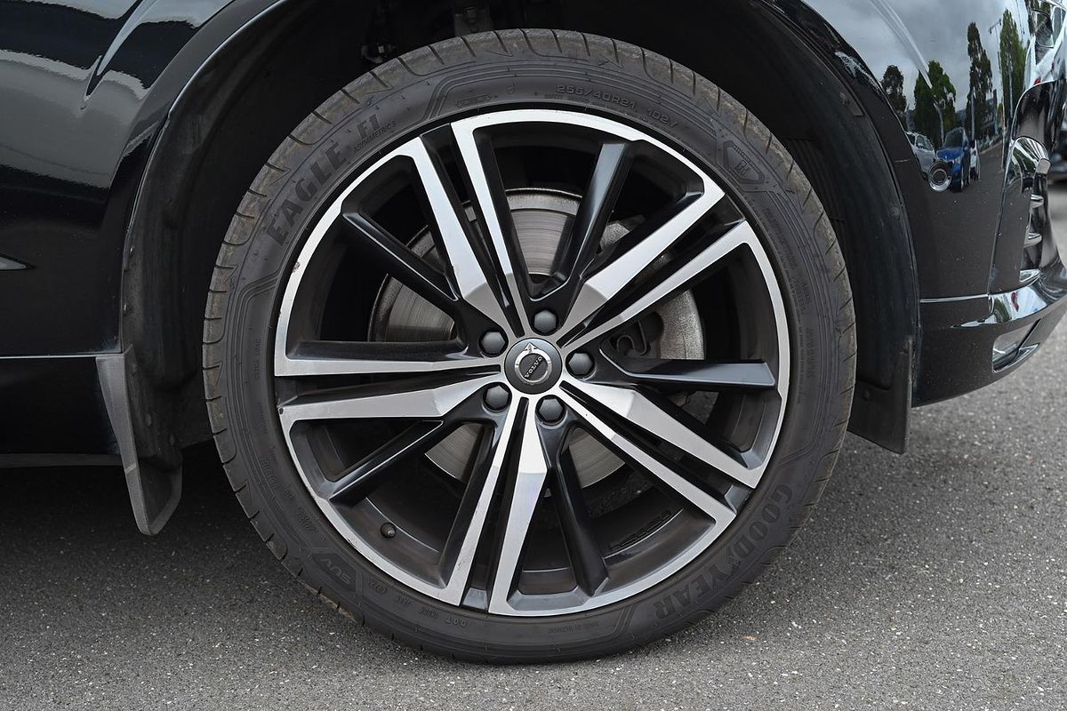 2021 Volvo XC60 T6 R-Design